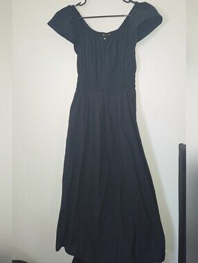 Universal Thread Black Puff Sleeve Maxi Dress